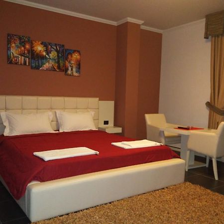 Hotel Mustang Vaqarr ภายนอก รูปภาพ