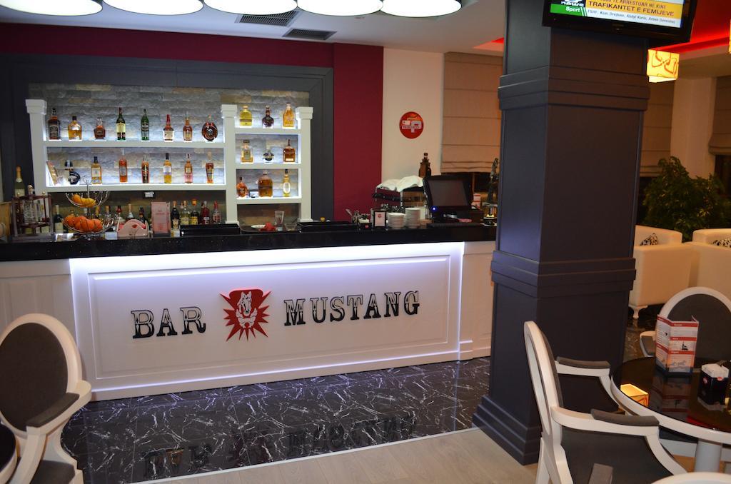 Hotel Mustang Vaqarr ภายนอก รูปภาพ
