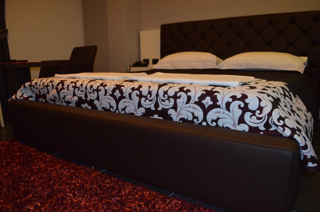 Hotel Mustang Vaqarr ภายนอก รูปภาพ
