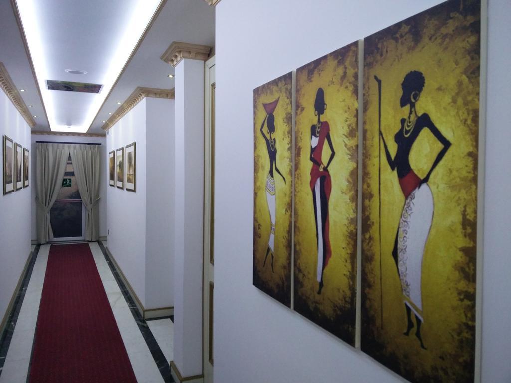 Hotel Mustang Vaqarr ภายนอก รูปภาพ