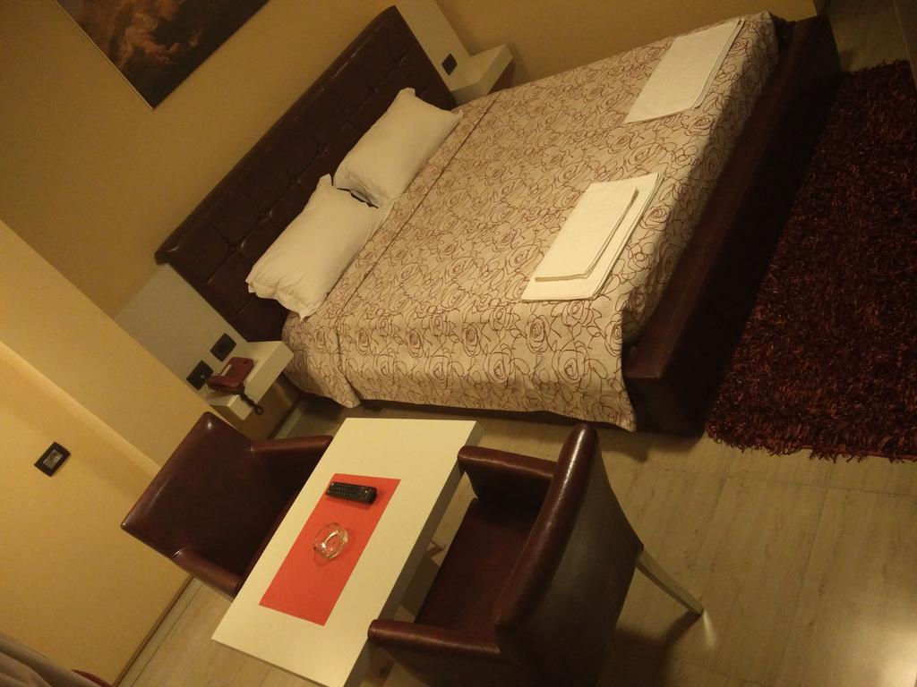 Hotel Mustang Vaqarr ภายนอก รูปภาพ