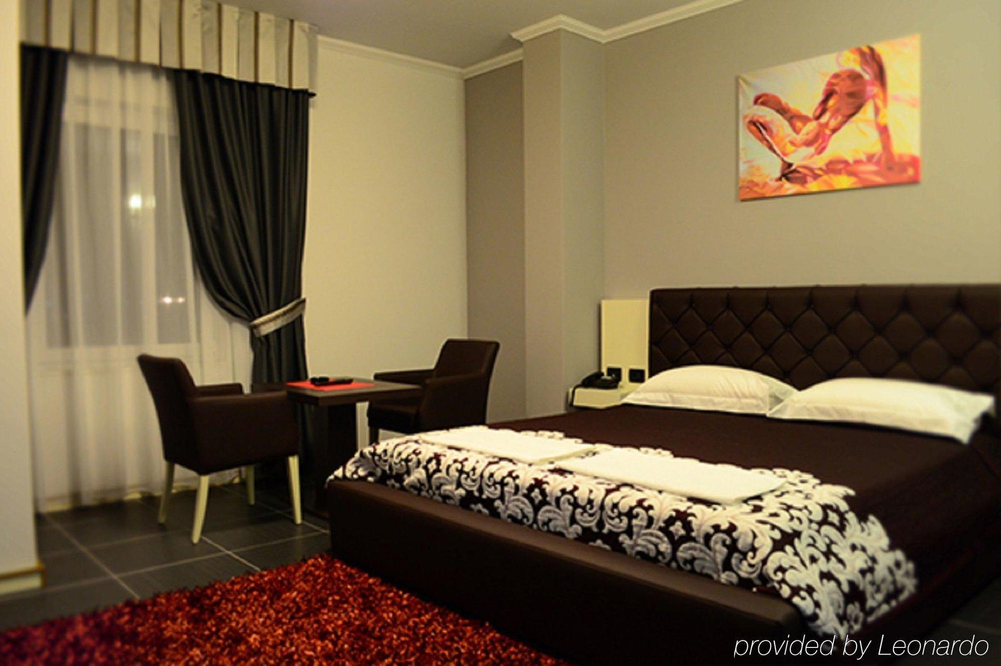 Hotel Mustang Vaqarr ภายนอก รูปภาพ